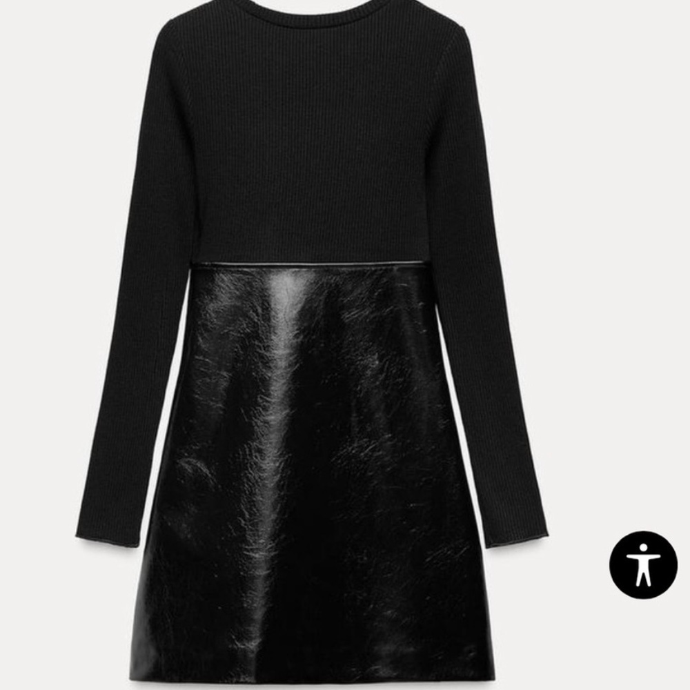 NWT ZARA faux leather DRESS SIZE S
🚨FIRM PRICE NO DISCOUNT - Picture 5 of 9